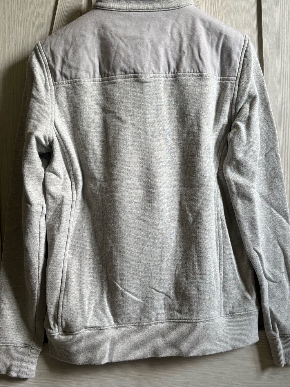 Vineyard Vines Tan Pullover with Pink Logo Patch - Picture 10 of 12